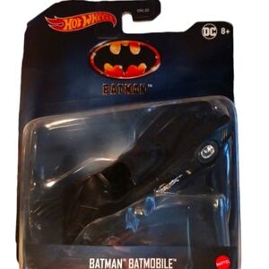 Hot Wheels Batman Batmobile, 1:50, Black.